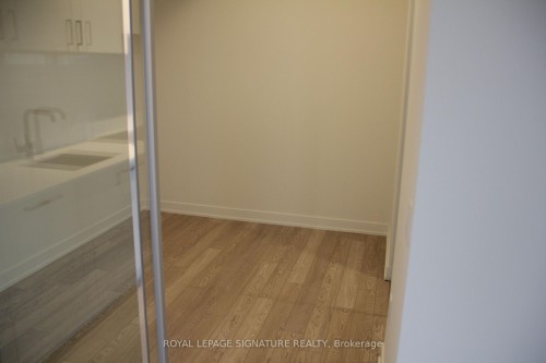 1014-1 Quarrington Lane, Toronto, ON - Indoor