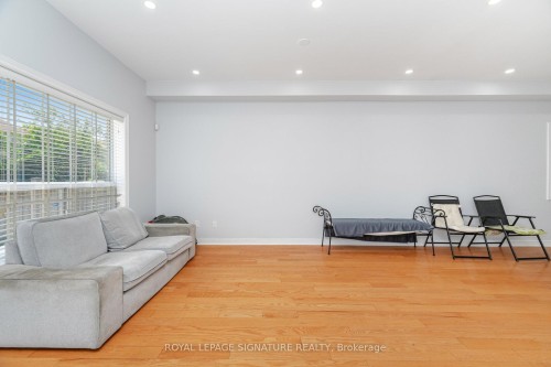 443 Comiskey Crescent, Mississauga, ON 