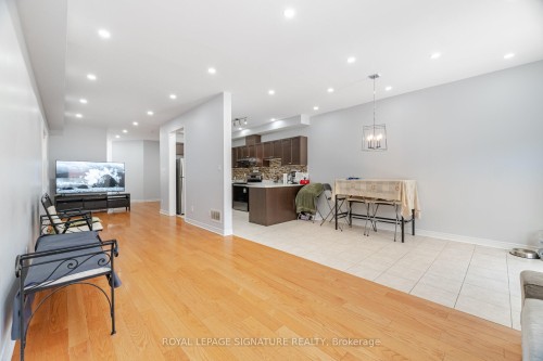 443 Comiskey Crescent, Mississauga, ON 