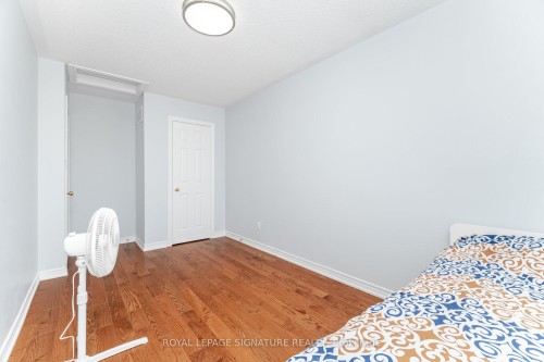 443 Comiskey Crescent, Mississauga, ON 