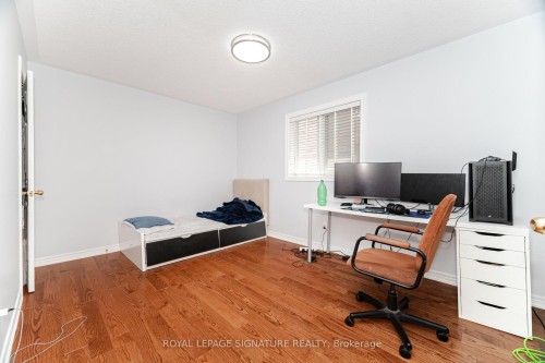 443 Comiskey Crescent, Mississauga, ON 