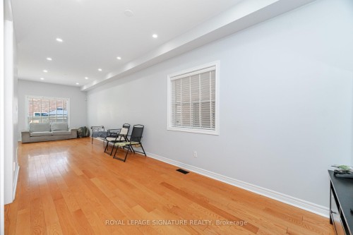 443 Comiskey Crescent, Mississauga, ON 