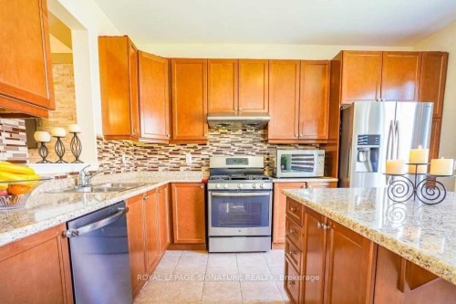 171 Buick Boulevard, Brampton, ON - Indoor Photo Showing Kitchen With Double Sink