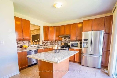 171 Buick Boulevard, Brampton, ON - Indoor Photo Showing Kitchen With Double Sink