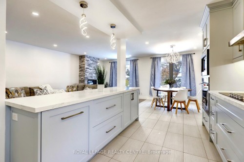 1416 Monaghan Circle, Mississauga, ON - Indoor Photo Showing Other Room