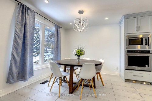1416 Monaghan Circle, Mississauga, ON - Indoor Photo Showing Dining Room