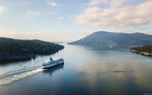 2293 Adela Pl, Sidney, BC 