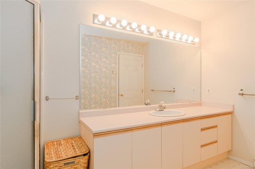 35-258 Lower Ganges Rd, Salt Spring, BC 