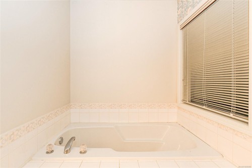 35-258 Lower Ganges Rd, Salt Spring, BC 