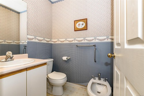 35-258 Lower Ganges Rd, Salt Spring, BC 