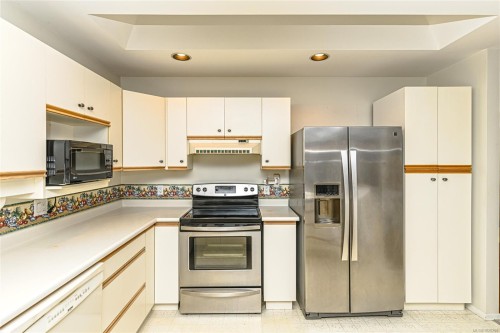 35-258 Lower Ganges Rd, Salt Spring, BC 