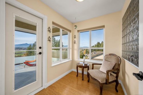 1418 Valley View Dr, Courtenay, BC 