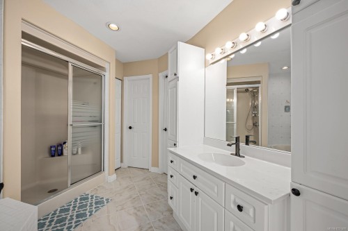 1418 Valley View Dr, Courtenay, BC 