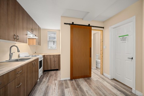 1418 Valley View Dr, Courtenay, BC 