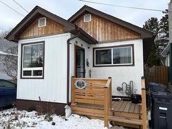 411 Southern Avenue  Thunder Bay, ON P7C 2T8