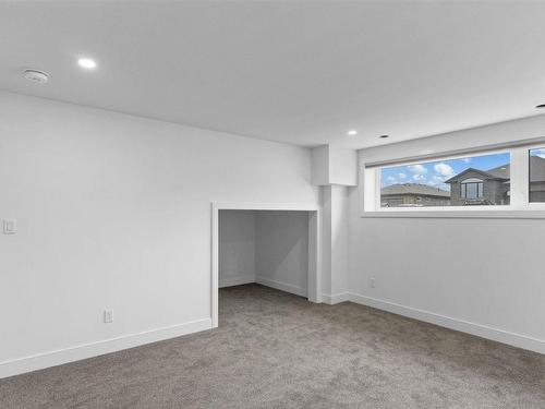 433 Muskrat Drive, Thunder Bay, ON - Indoor Photo Showing Other Room