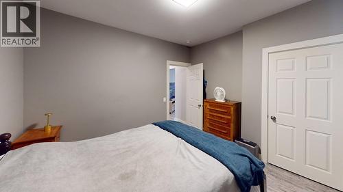 1704 Second Avenue, Rossland, BC - Indoor Photo Showing Bedroom