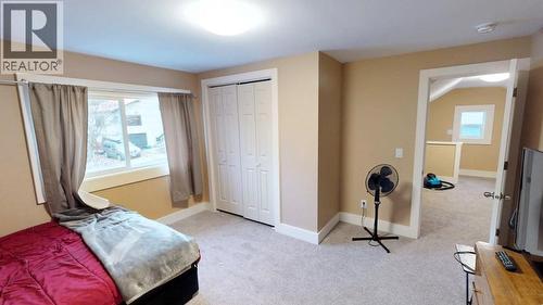 1704 Second Avenue, Rossland, BC - Indoor Photo Showing Bedroom