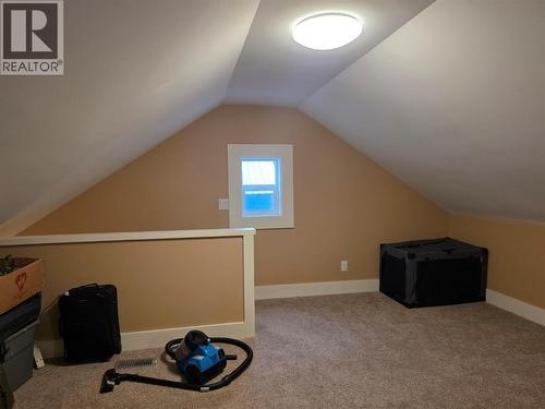 1704 Second Avenue, Rossland, BC - Indoor Photo Showing Other Room