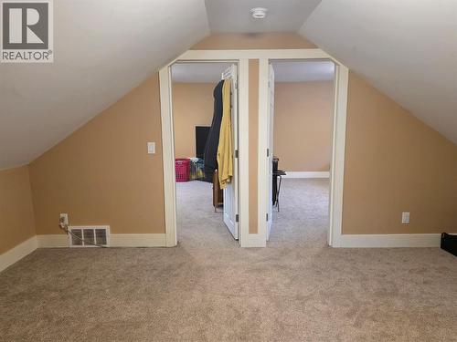 1704 Second Avenue, Rossland, BC - Indoor Photo Showing Other Room