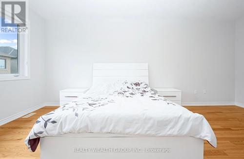 40 Madawaksa Road, Caledon, ON - Indoor Photo Showing Bedroom