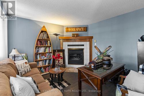 53 Slalom Drive, Oro-Medonte, ON - Indoor Photo Showing Living Room With Fireplace