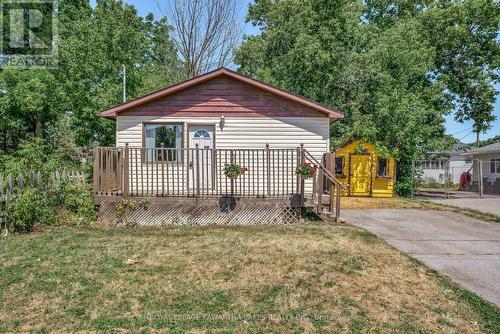 4 BOND STREET E  Kawartha Lakes (Lindsay), ON K9V 3P3