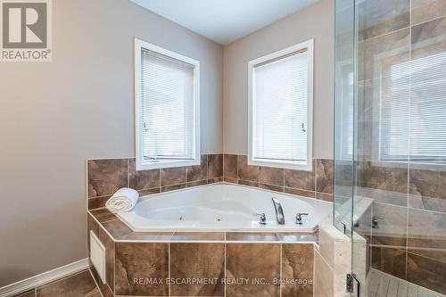 4670 Huffman Road, Burlington, ON - Indoor Photo Showing Bathroom