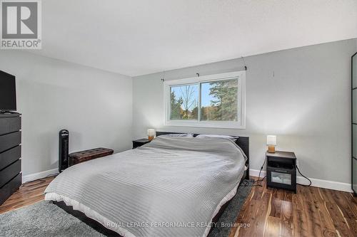 6181 Brookside Lane, Ottawa, ON - Indoor Photo Showing Bedroom