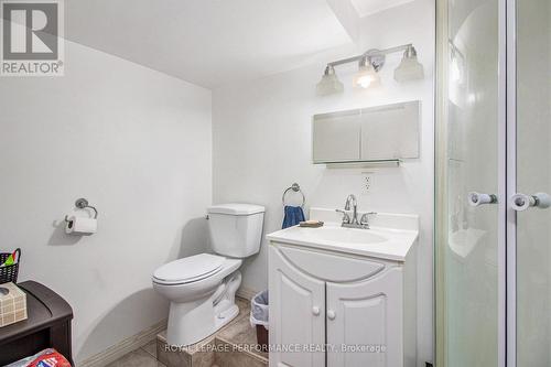 6181 Brookside Lane, Ottawa, ON - Indoor Photo Showing Bathroom