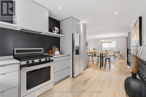 200 First St Louth Street, St. Catharines (Grapeview), ON - Indoor