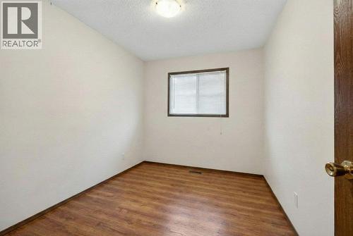 171 4 Street Se, Salmon Arm, BC - Indoor Photo Showing Other Room