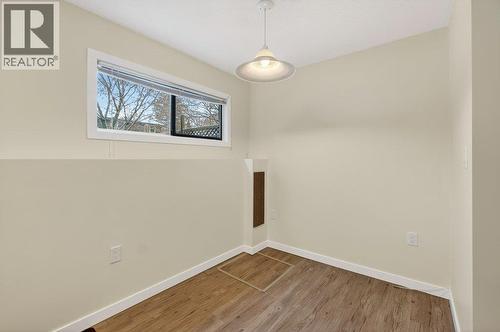 171 4 Street Se, Salmon Arm, BC - Indoor Photo Showing Other Room