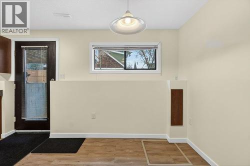 171 4 Street Se, Salmon Arm, BC - Indoor Photo Showing Other Room