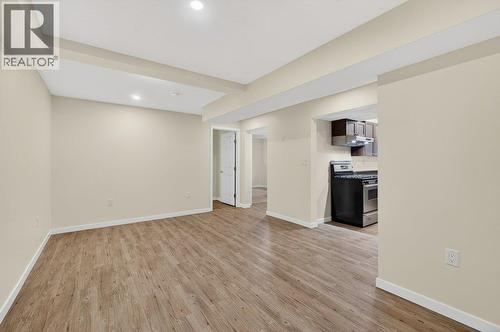 171 4 Street Se, Salmon Arm, BC - Indoor