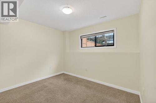 171 4 Street Se, Salmon Arm, BC - Indoor Photo Showing Other Room