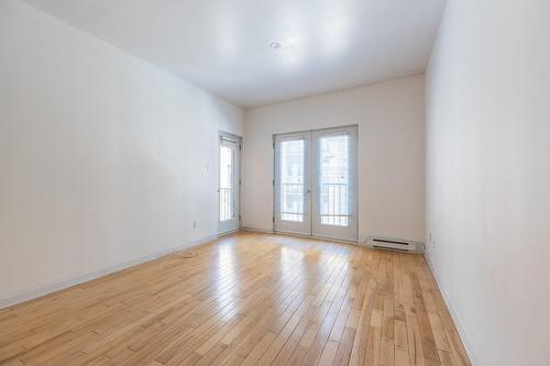 Living room - 202-1080 Rue Anderson, Montréal (Ville-Marie), QC - Indoor Photo Showing Other Room