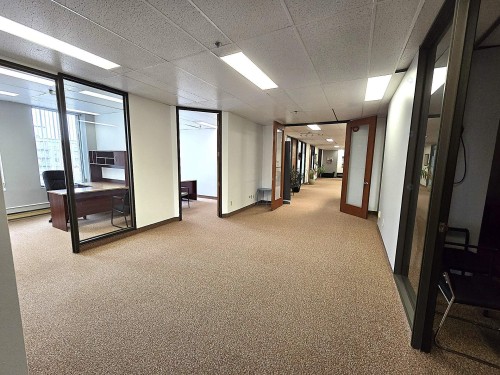 Office - 450-1600 Boul. Henri-Bourassa O., Montréal (Ahuntsic-Cartierville), QC - Indoor