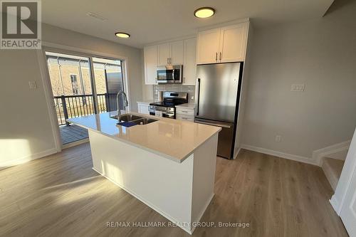 #11 - 701 Glenroy Gilbert Drive, Ottawa, ON - Indoor Photo Showing Kitchen With Stainless Steel Kitchen With Double Sink