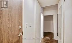 909 - 27 BATHURST STREET W  Toronto, ON M5V 2P1