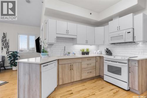 414 110 Armistice Way, Saskatoon, SK - Indoor Photo Showing Kitchen