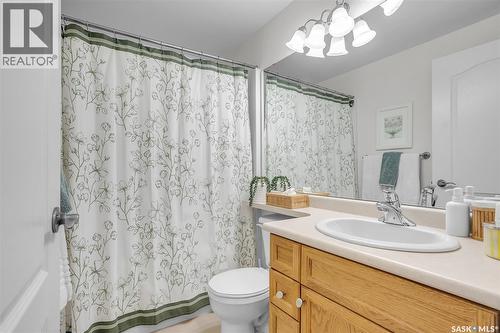 414 110 Armistice Way, Saskatoon, SK - Indoor Photo Showing Bathroom