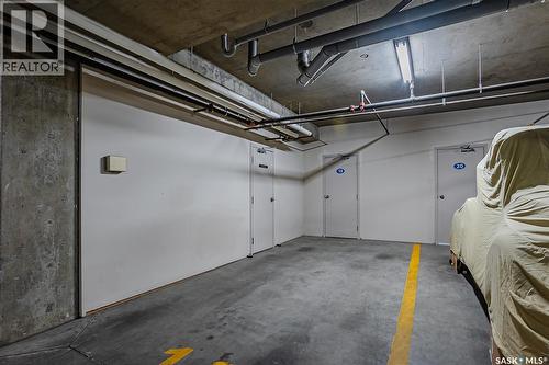 414 110 Armistice Way, Saskatoon, SK - Indoor Photo Showing Garage