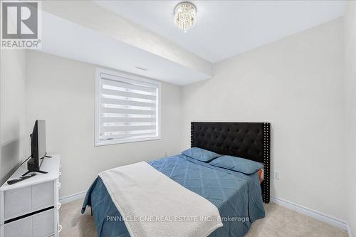 4 - 41 Pumpkin Corner Crescent, Barrie, ON - Indoor Photo Showing Bedroom