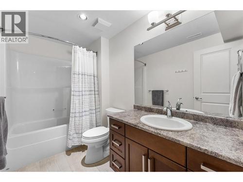 13080 Gibbons Drive, Lake Country, BC - Indoor Photo Showing Bathroom