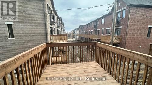 deck in 2nd floor - 5173 Zionkate Lane, Mississauga, ON - Outdoor With Balcony With Exterior