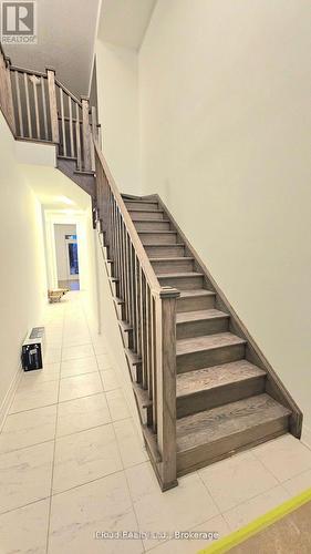 stairs to 2nd floor - 5173 Zionkate Lane, Mississauga, ON - Indoor Photo Showing Other Room
