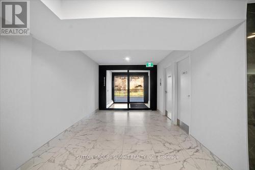 411 - 3501 Glen Erin Drive N, Mississauga, ON - Indoor Photo Showing Other Room