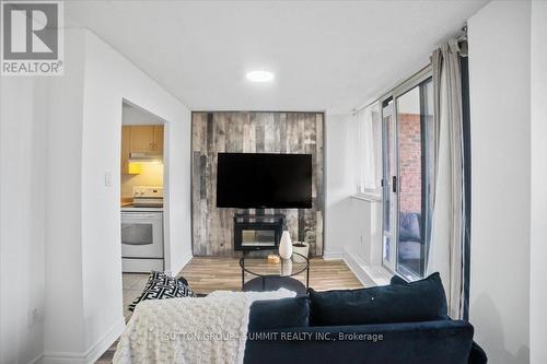 411 - 3501 Glen Erin Drive N, Mississauga, ON - Indoor