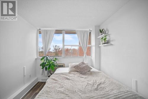 411 - 3501 Glen Erin Drive N, Mississauga, ON - Indoor Photo Showing Bedroom